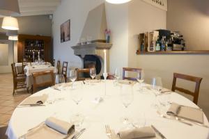 Main-room-4
